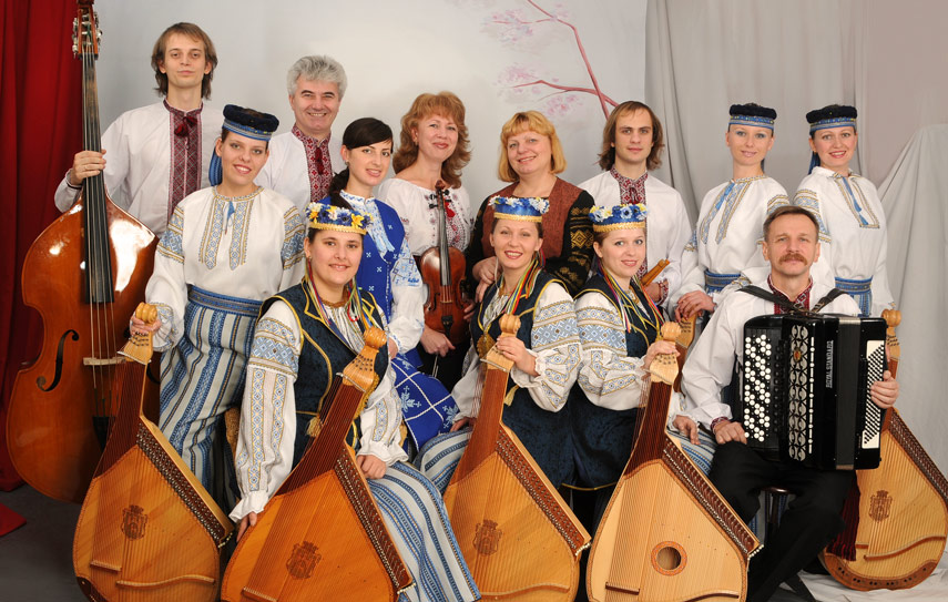 Volksmusik-Ensembles "Bandura  Wundersaiten" und "Quellen" der staatlichen-nationalen Lessya-Universitt  Lutsk