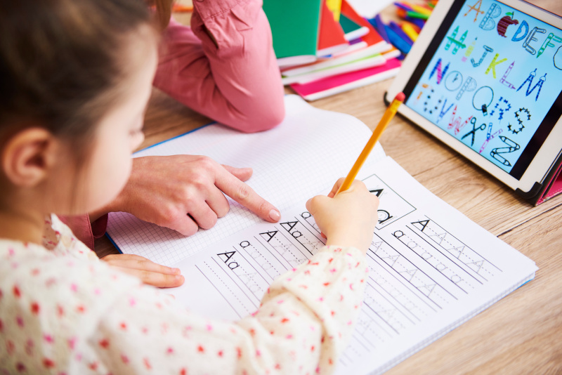 An den Grundschulen in Bünde bekommen ukrainische Kinder Unterstützung.